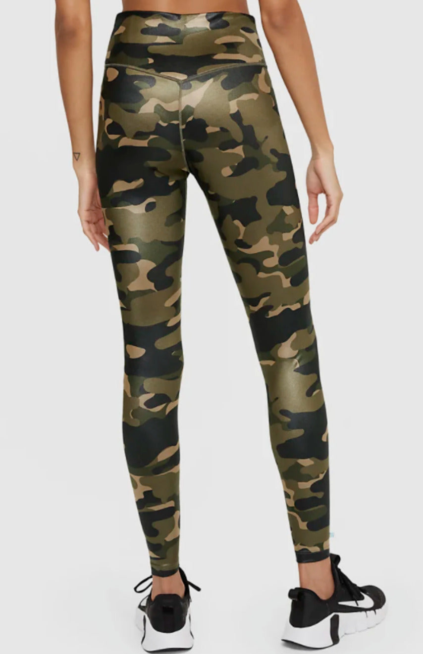 NEW! Nike Women's M One Dri-FIT Mid-Rise Tight Fit Camo Leggings NWT $70