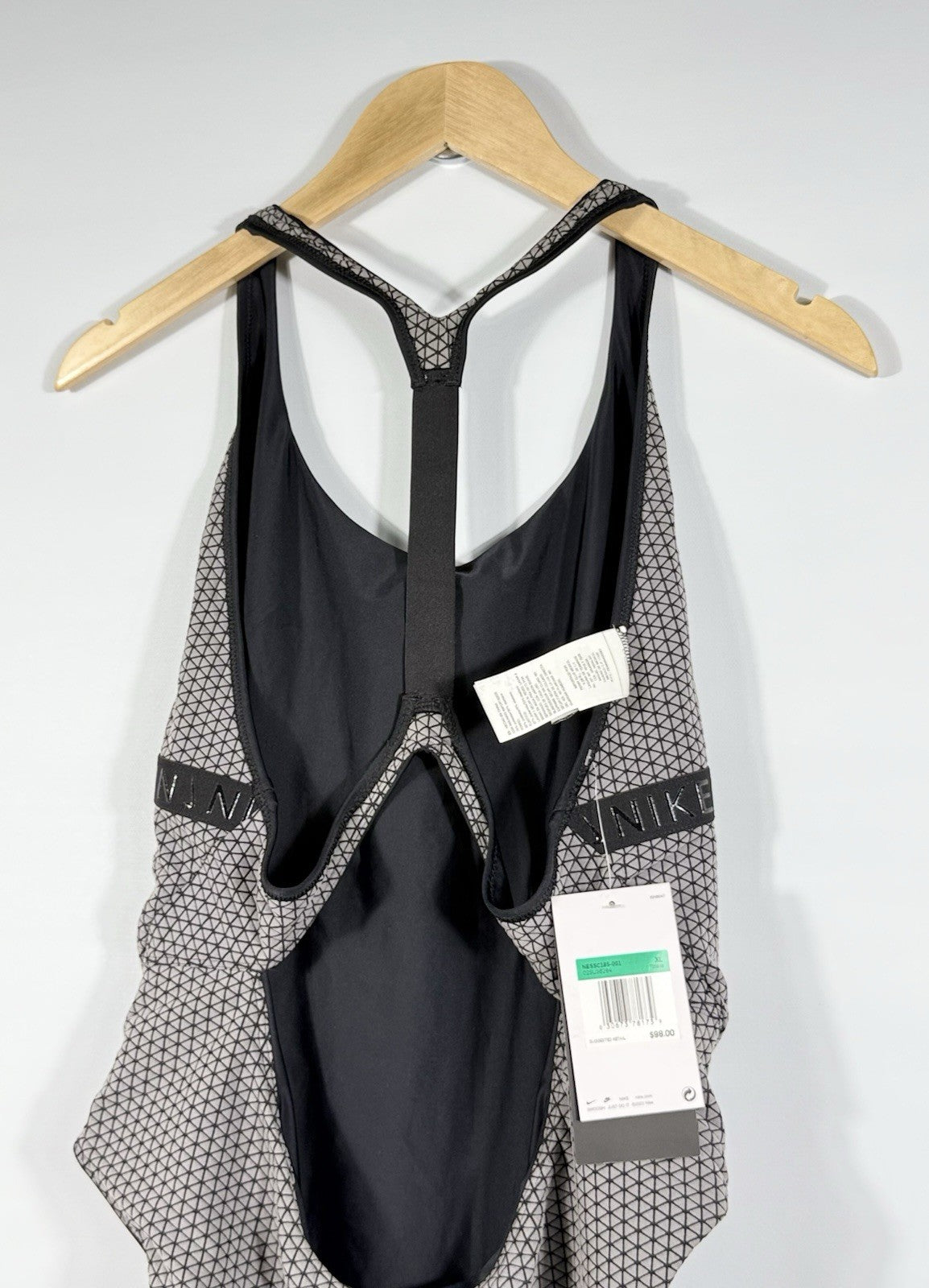 NEW Nike Women's XL Hydralock Fusion Back One Piece Swimsuit NWT $98