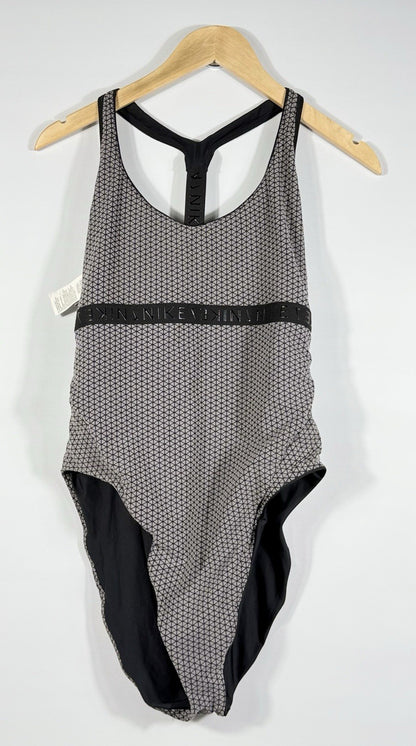 NEW Nike Women's XL Hydralock Fusion Back One Piece Swimsuit NWT $98