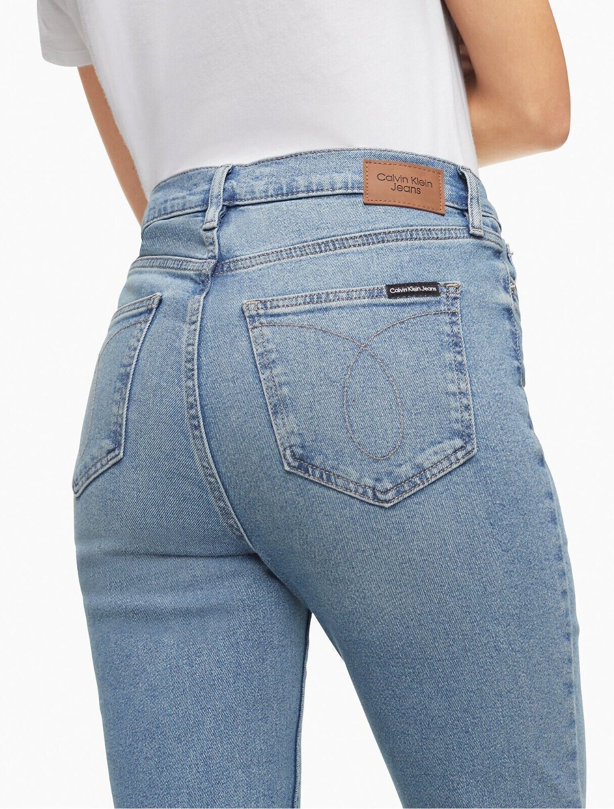 NEW! Calvin Klein Women's 14/32 Straight Fit High Rise Jeans NWT $79.50