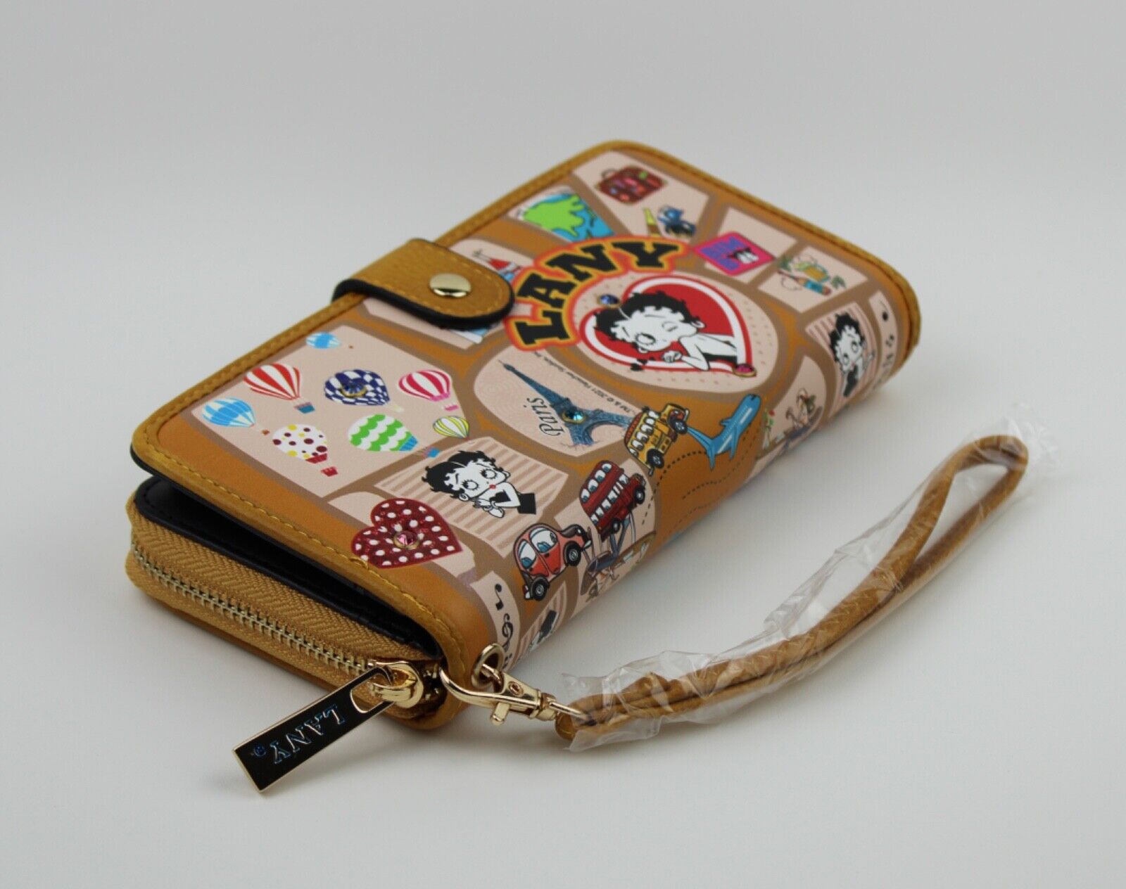 NEW! Betty Boop Women's Lany Vegan Wristlet Wallet