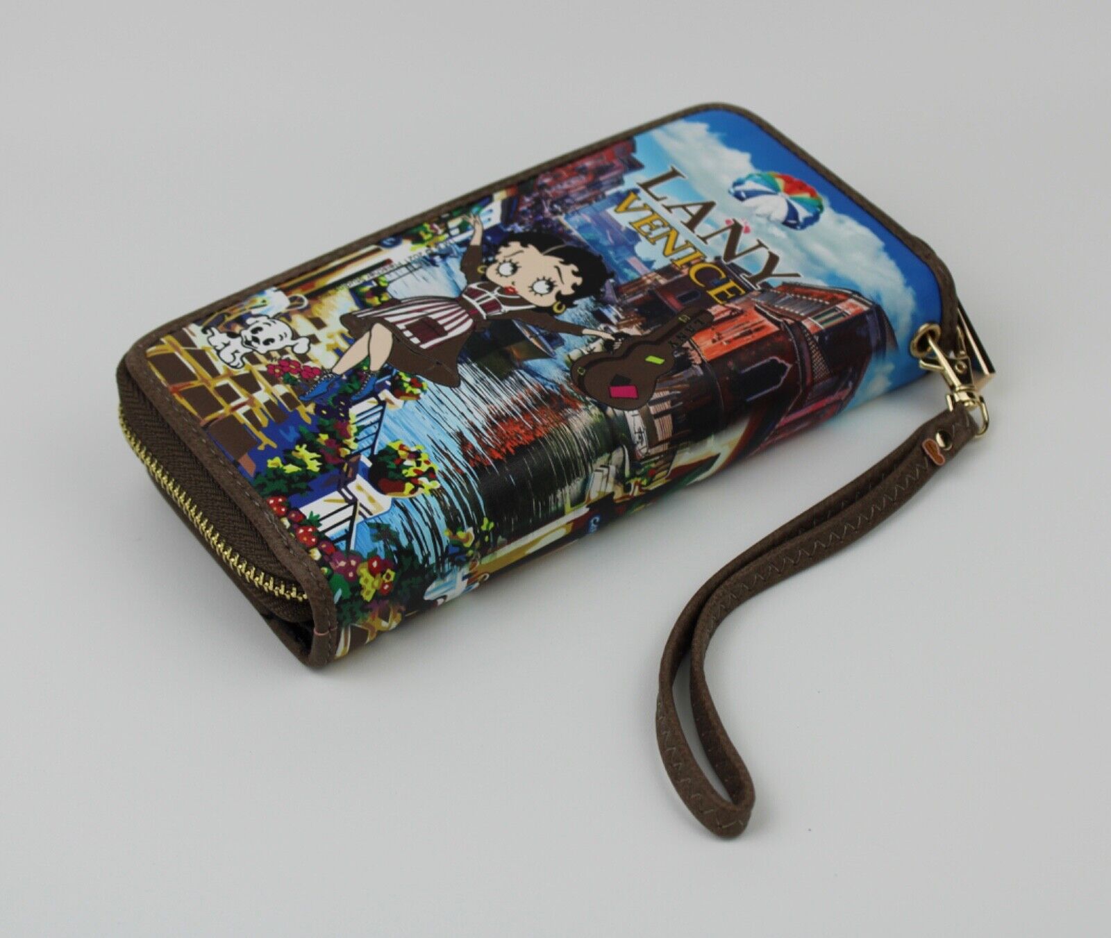 NEW! Betty Boop Women's Lany Vegan Wristlet Wallet